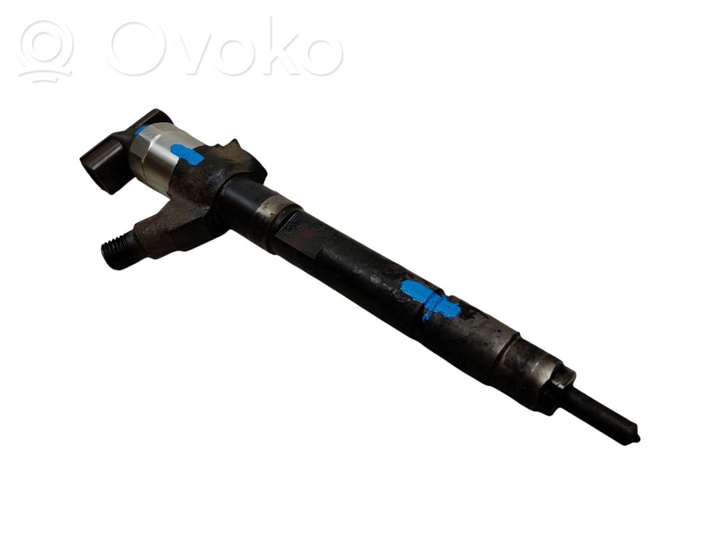 Inyector de combustible   1465A323