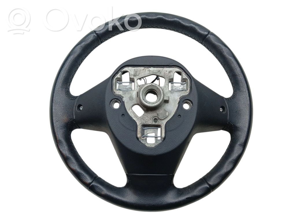 Volant   687750701