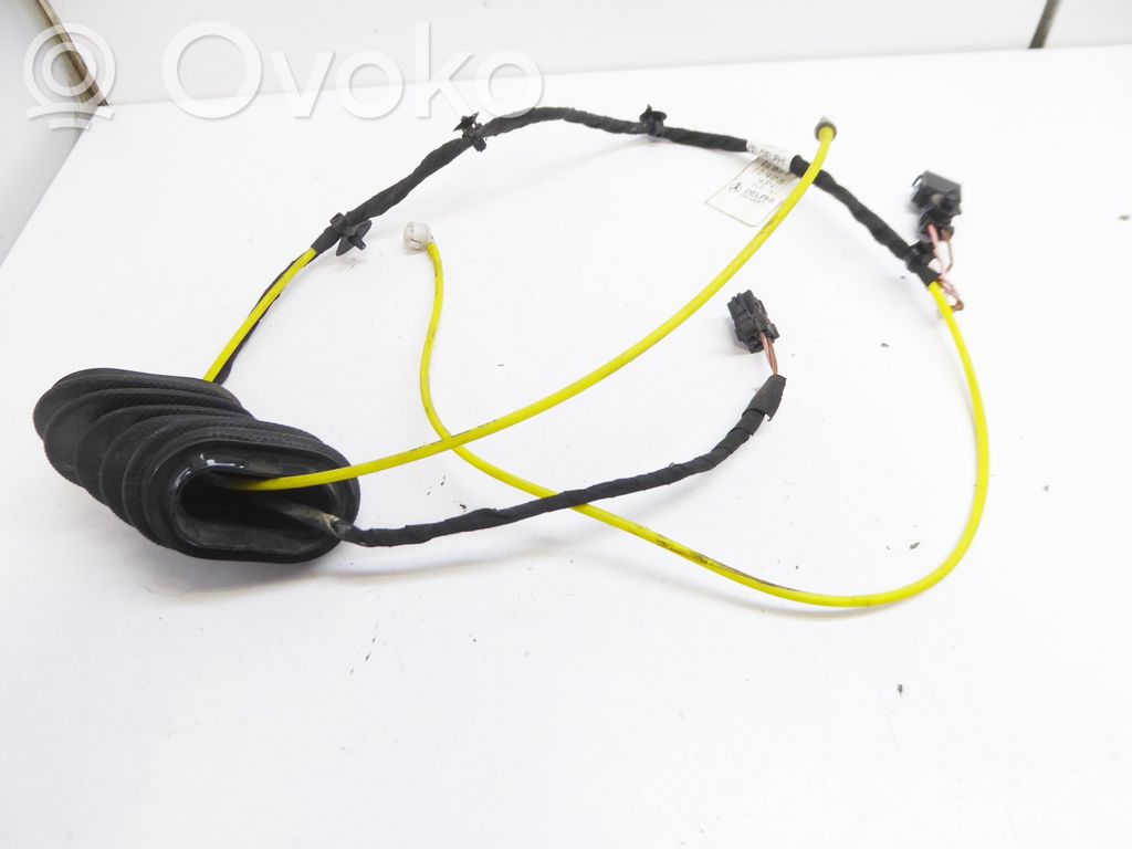 Arnés cableado puerta trasera   1685400808