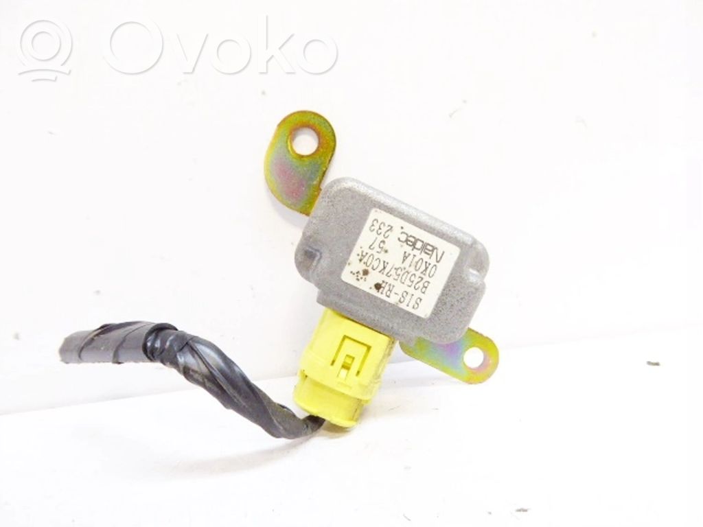 Mazda 323 F Airbag deployment crash/impact sensor 