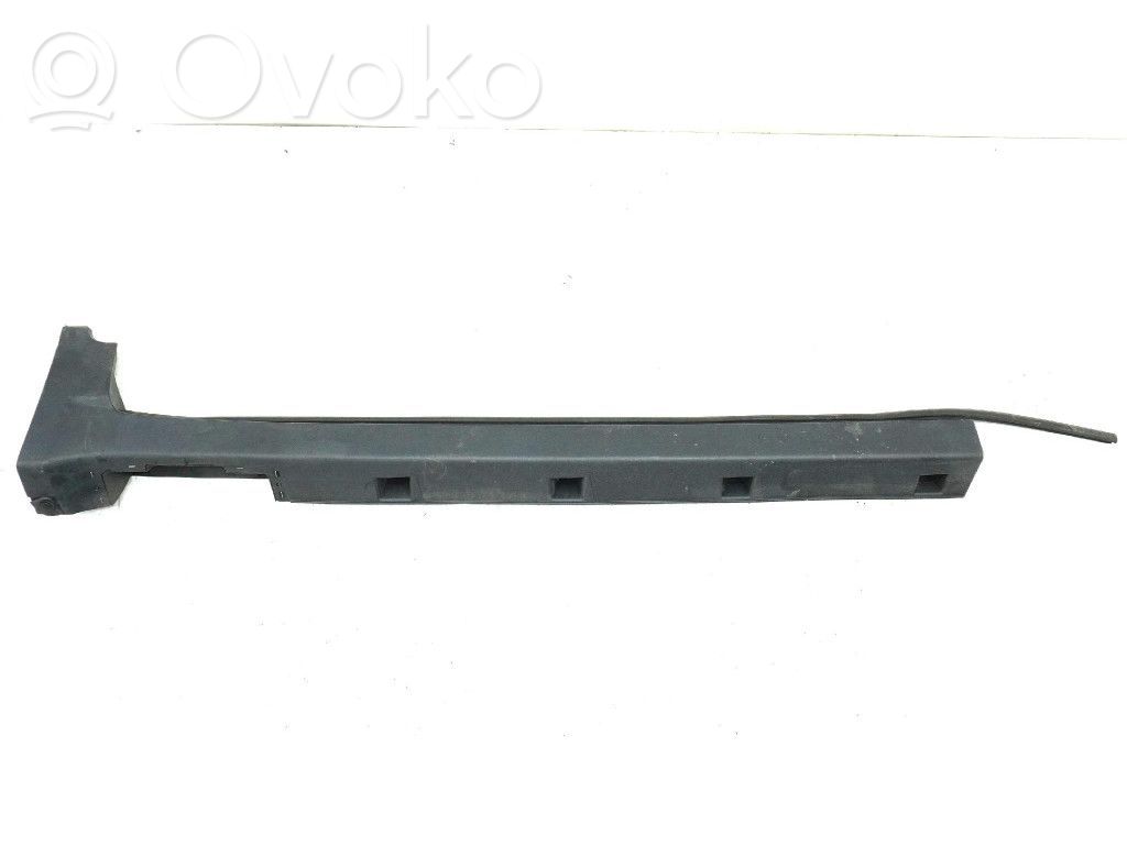 Chevrolet Tracker Etukynnys (korin osa) 