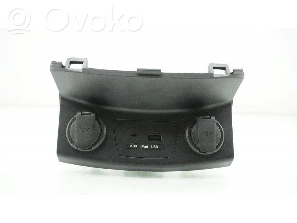 Hyundai i30 Sonstige Schalter / Griffe / Umschalter 