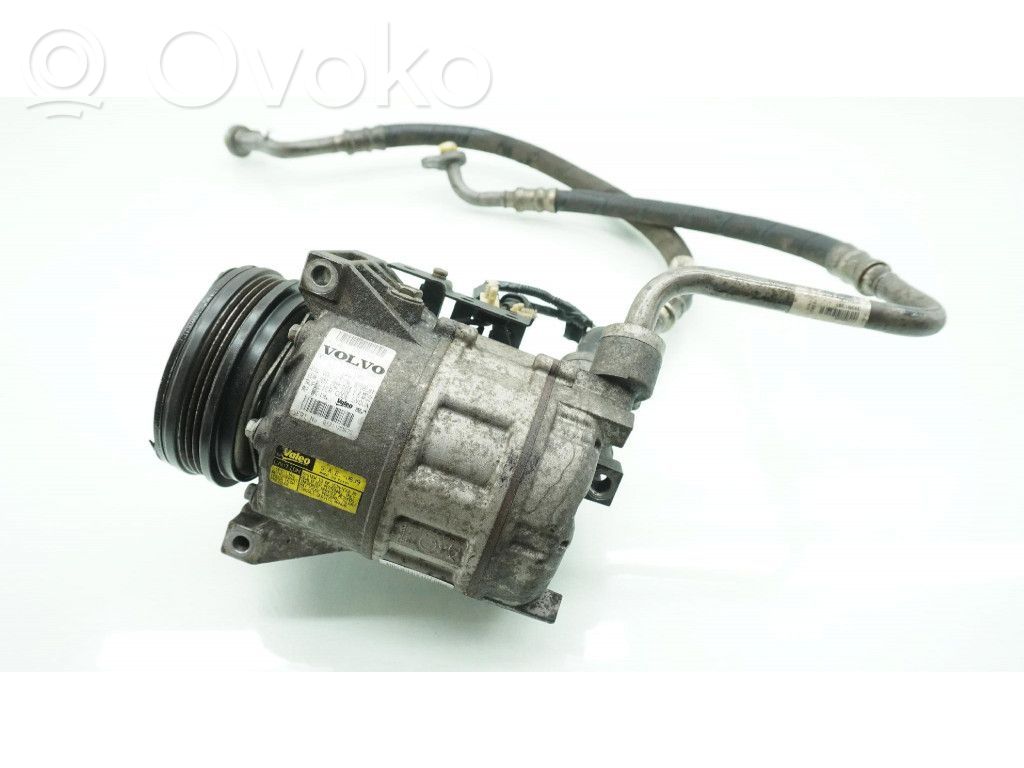 Volvo XC70 Air conditioning (A/C) compressor (pump) 