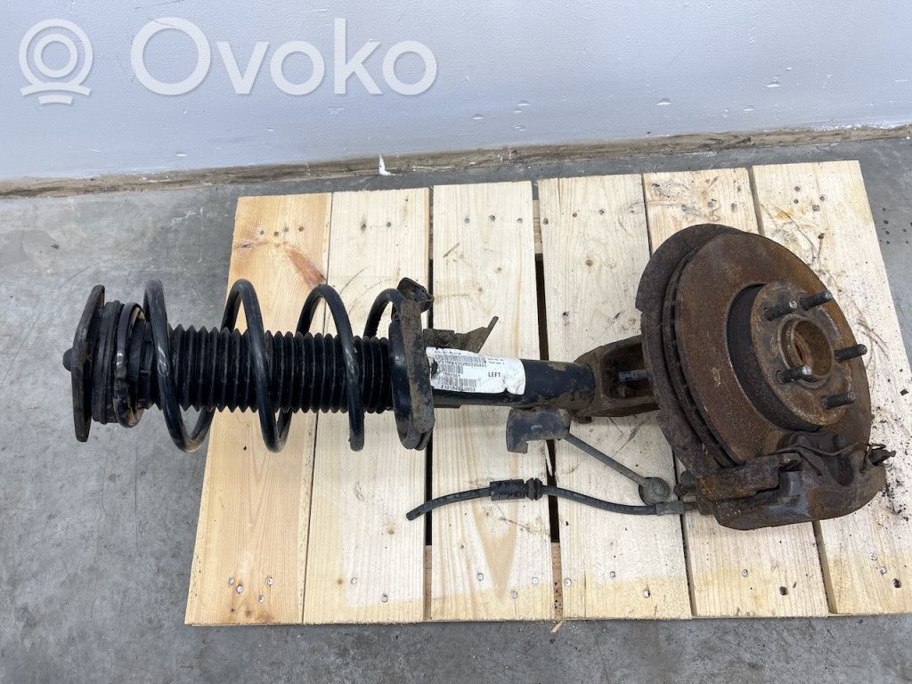 Volvo C30 Etuiskunvaimennin kierrejousella 