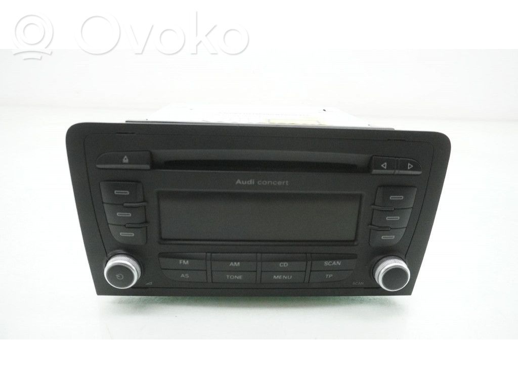 Audi A3 S3 A3 Sportback 8P Panel / Radioodtwarzacz CD/DVD/GPS 