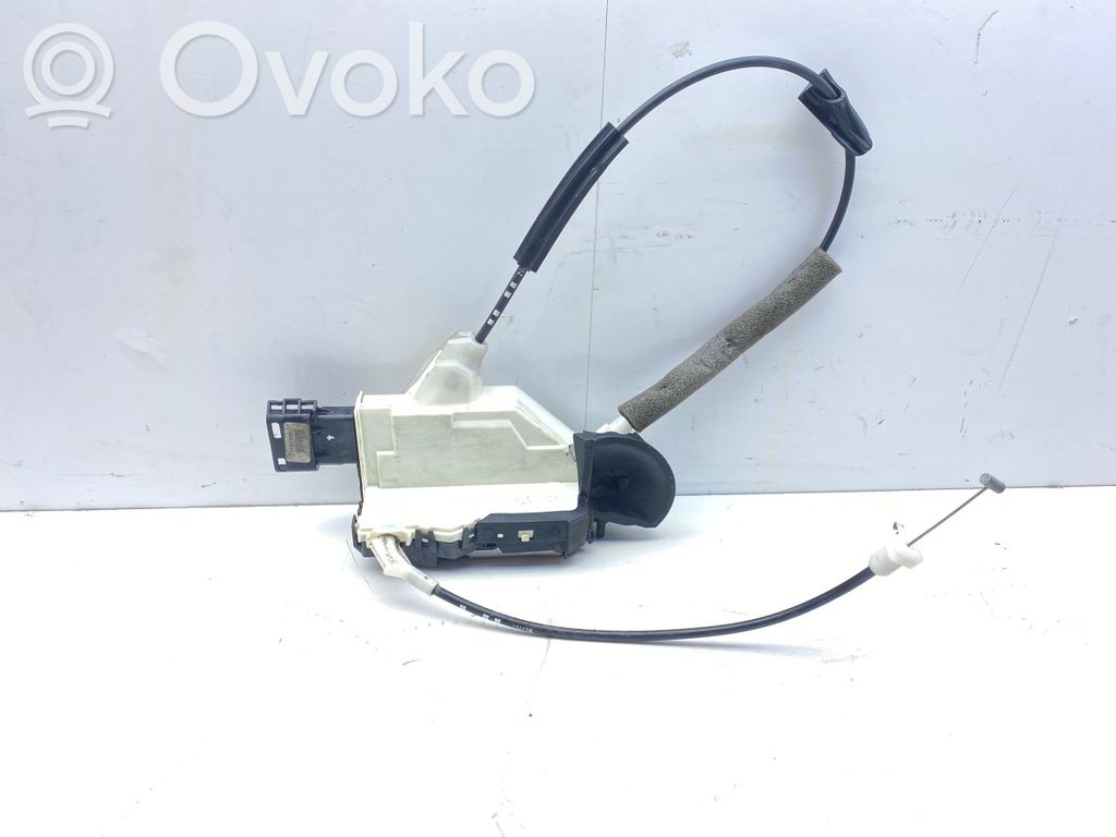 Citroen C5 Front door lock 