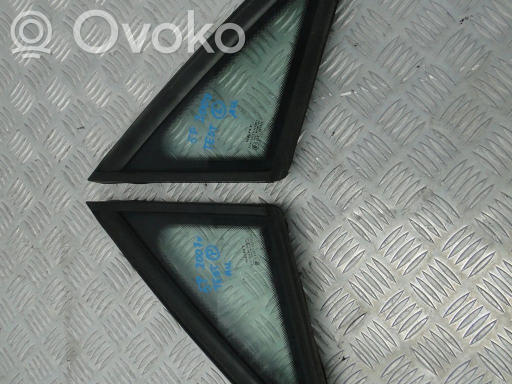 Seat Altea XL Sliding door window/glass 