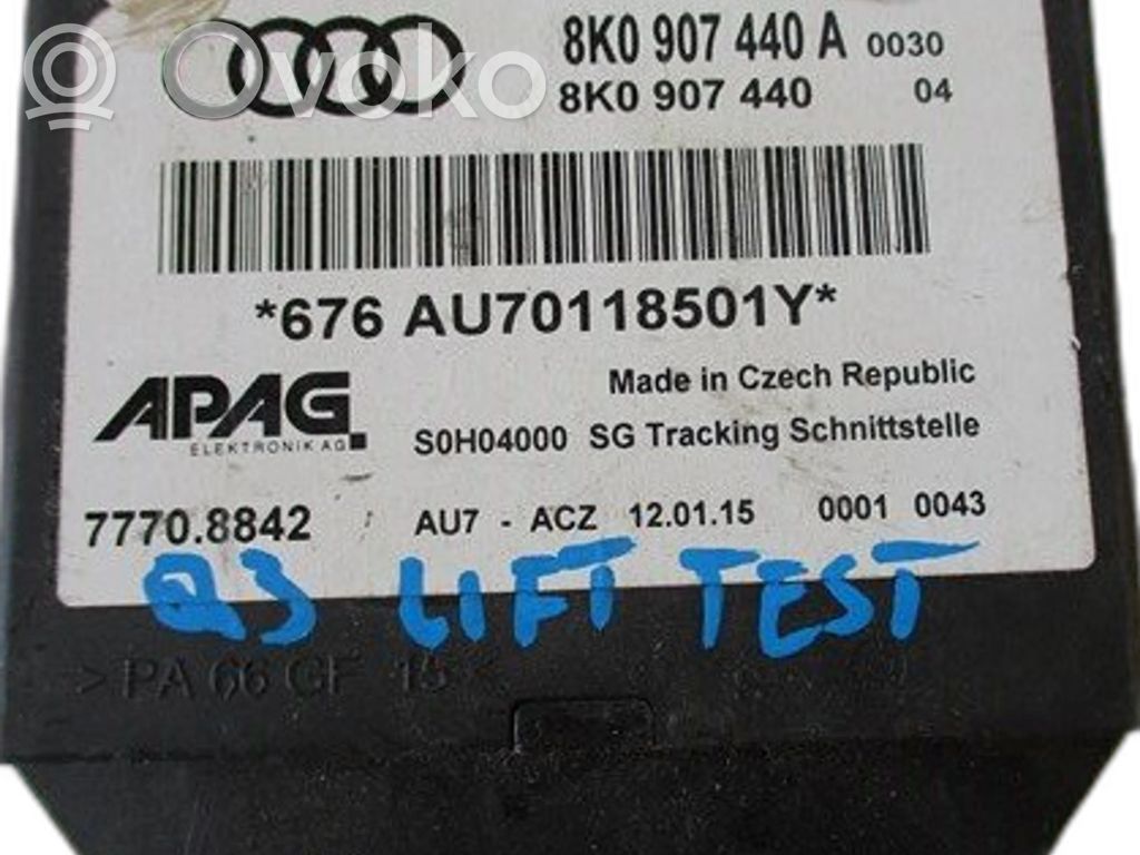 Audi Q3 8U Interrupteur de poignée d'ouverture de coffre arrière 