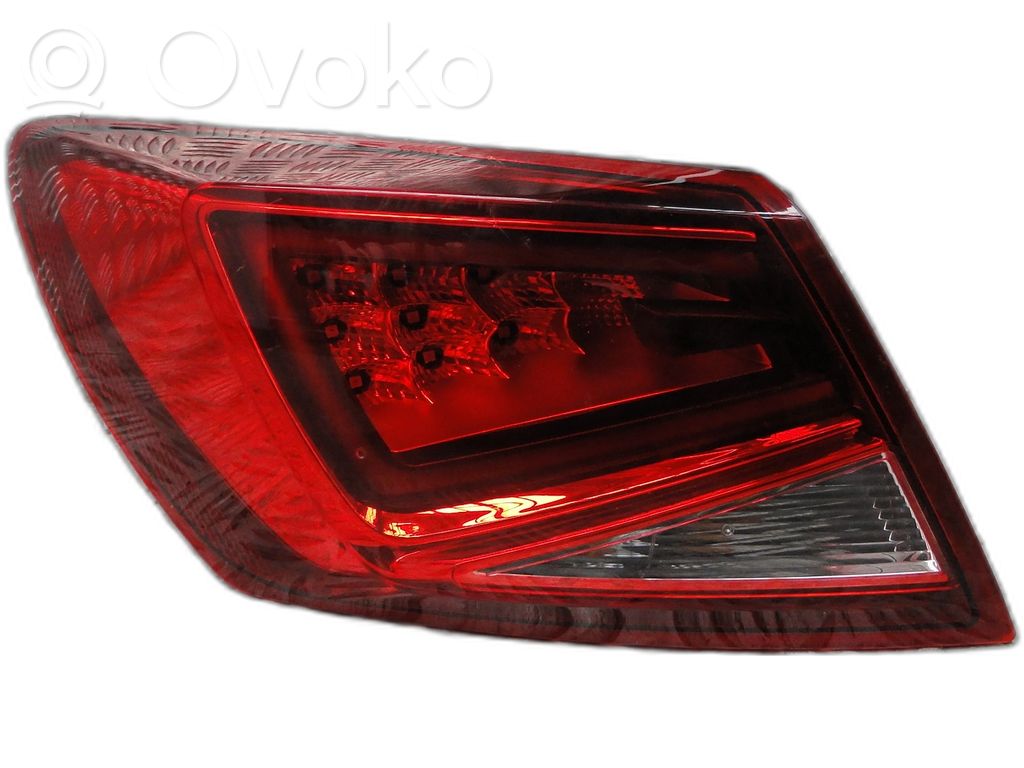 Seat Leon (5F) Aizmugurējais lukturis virsbūvē 