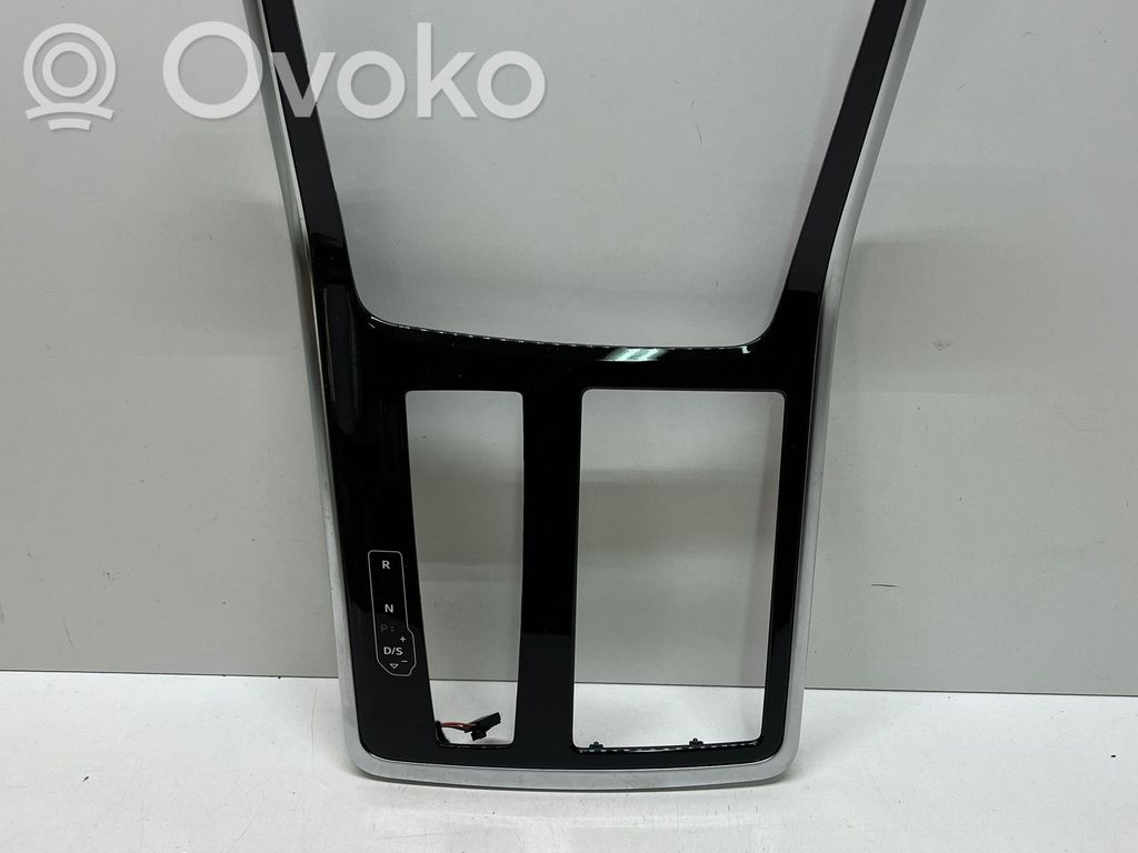 Audi Q8 Ramă ornament torpedou bord 