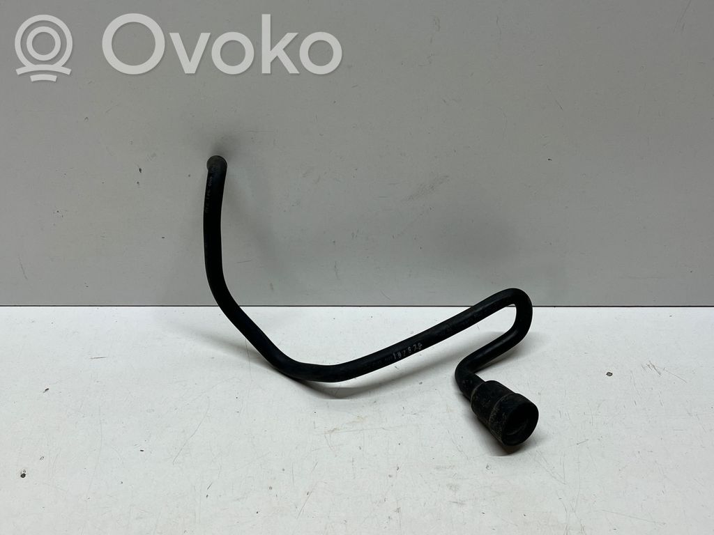 Audi A8 S8 D5 Engine coolant pipe/hose 