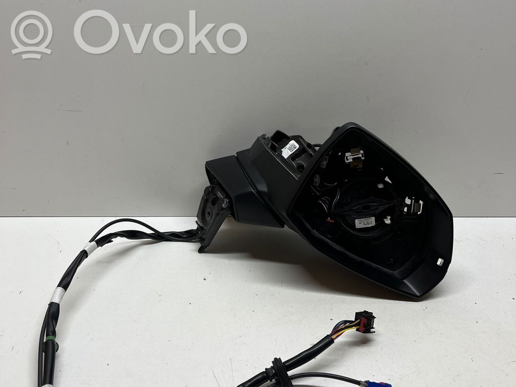 Manualne lusterko boczne drzwi przednich   80B857410D,80A857528