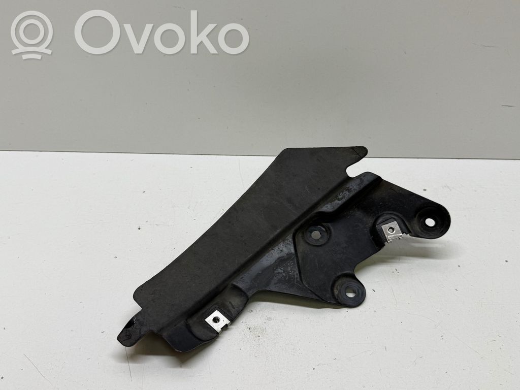 Audi Q8 Nadkole przednie 