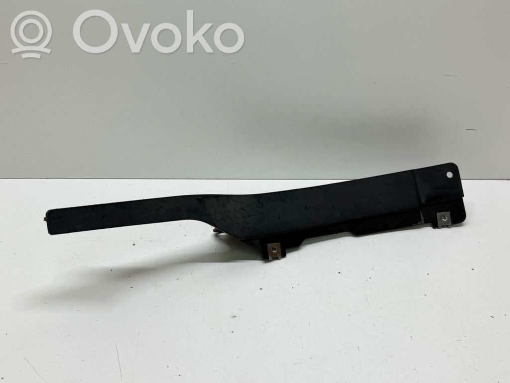 Audi Q7 4M Front splash guards bracket 