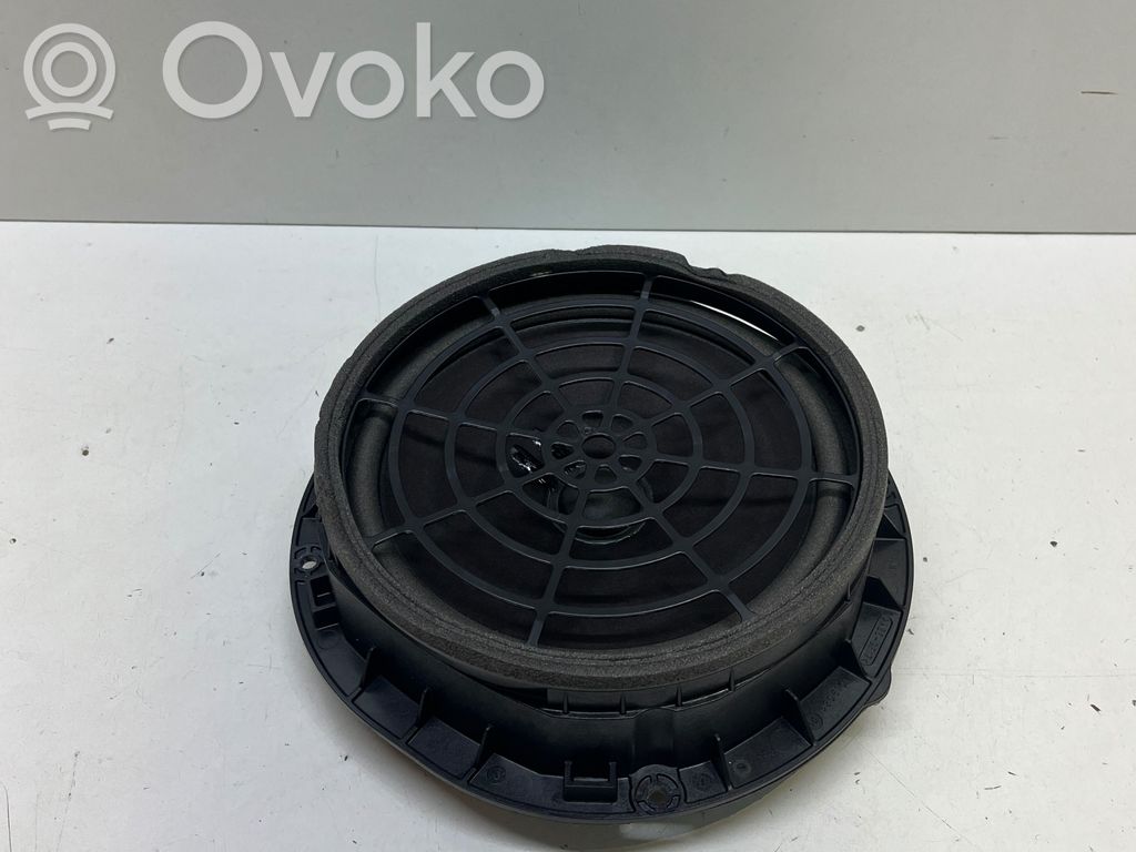 Audi A5 Garsiakalbis (-iai) priekinėse duryse 