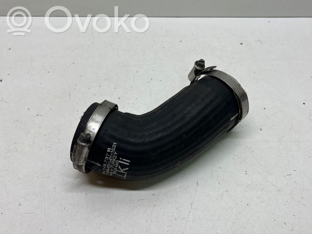 Porsche Macan (95B) Intercooler hose/pipe 