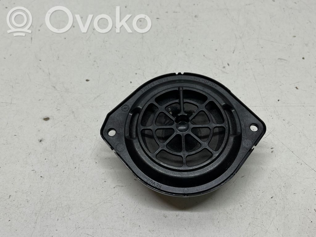 Audi Q7 4M Front door speaker 