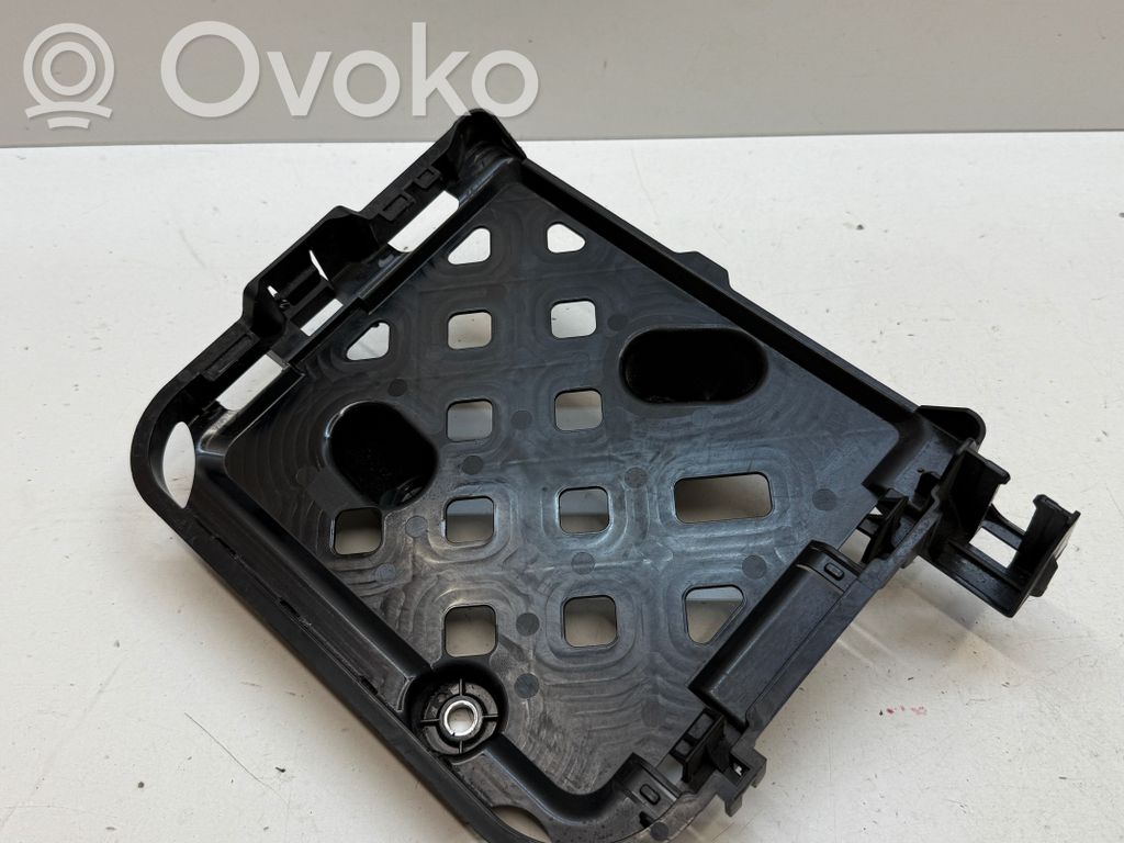 Inne części wnętrza samochodu   80A907648B