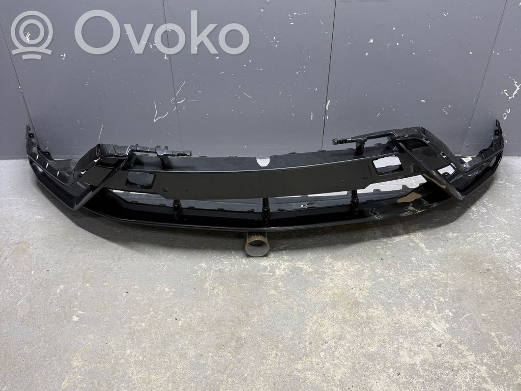 Lamborghini Urus Front bumper lip 