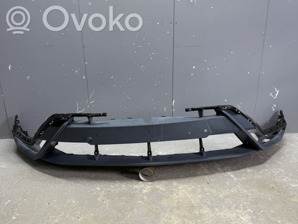 Lamborghini Urus Front bumper lip 