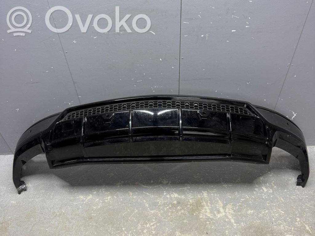Lamborghini Urus Apakšējā bampera daļa 