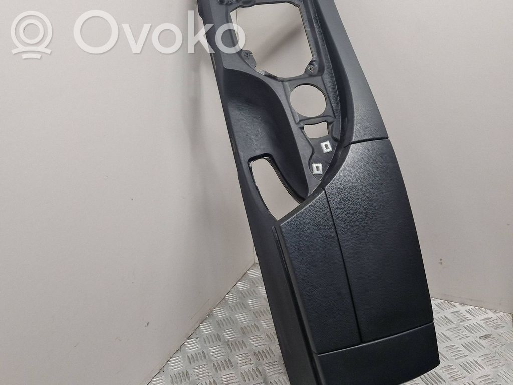 BMW 5 E60 E61 Reposabrazos 