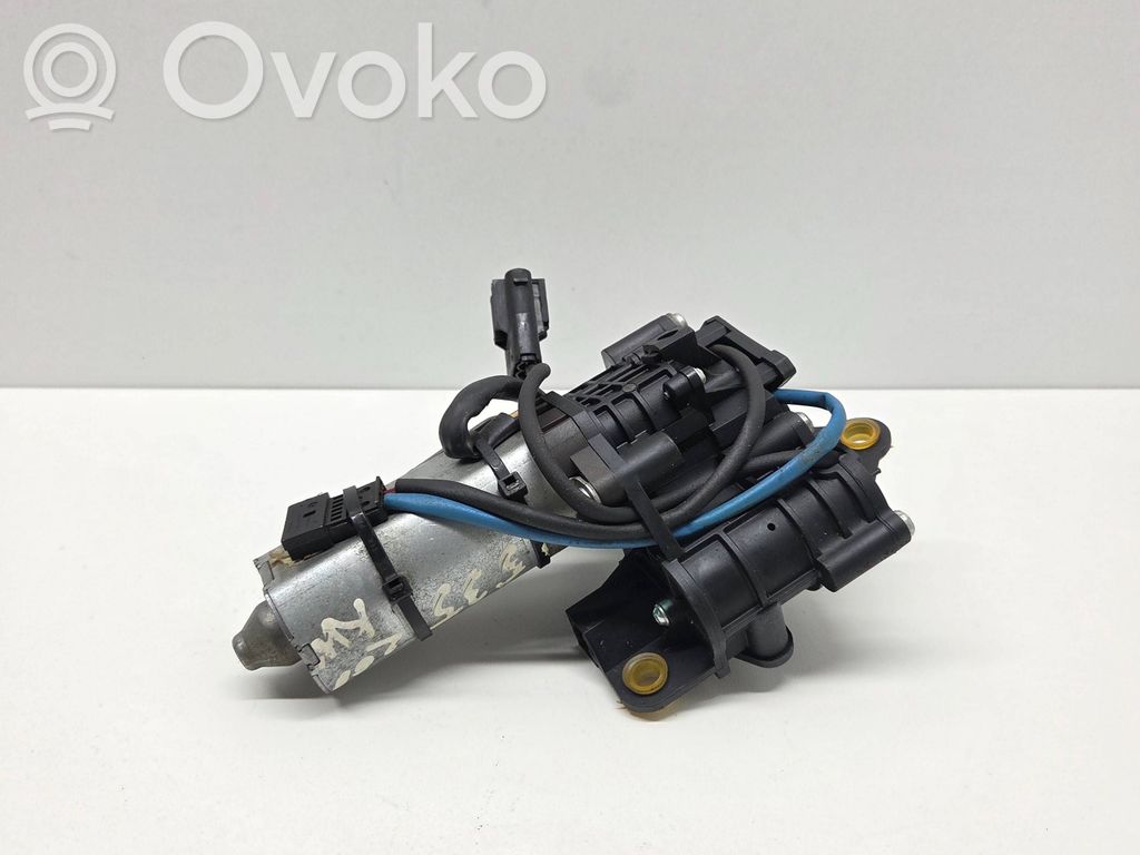 BMW 5 E60 E61 Vairo padėties el. varikliukas 