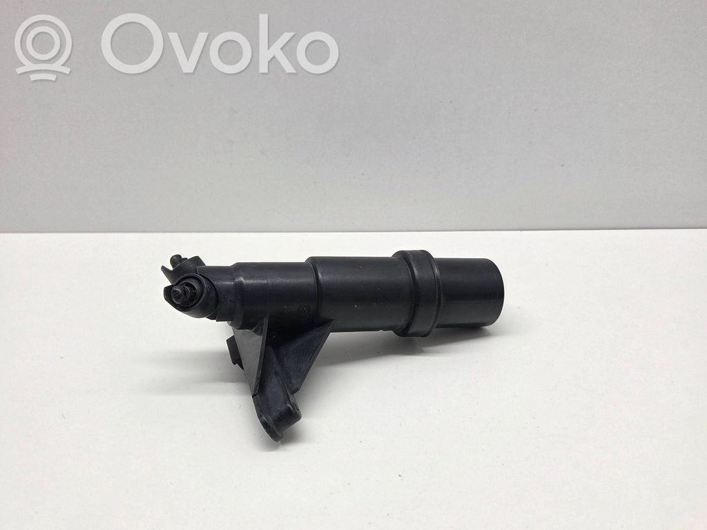 BMW 5 E60 E61 Dysza spryskiwacza lampy przedniej 