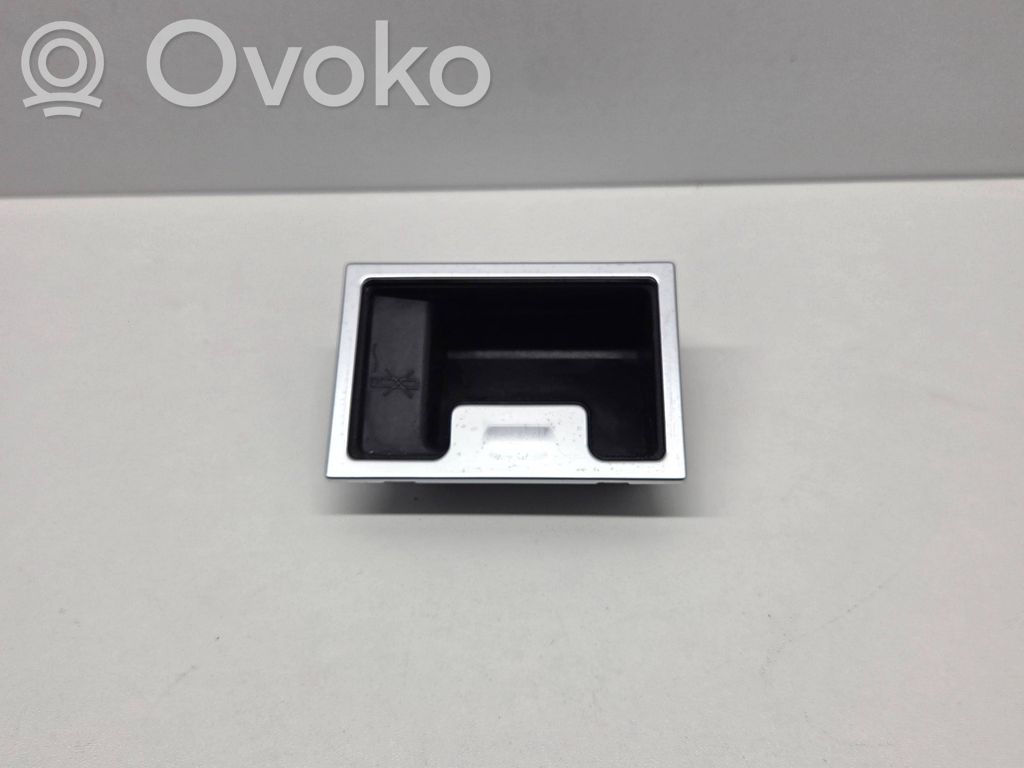BMW 3 F30 F35 F31 Car ashtray 