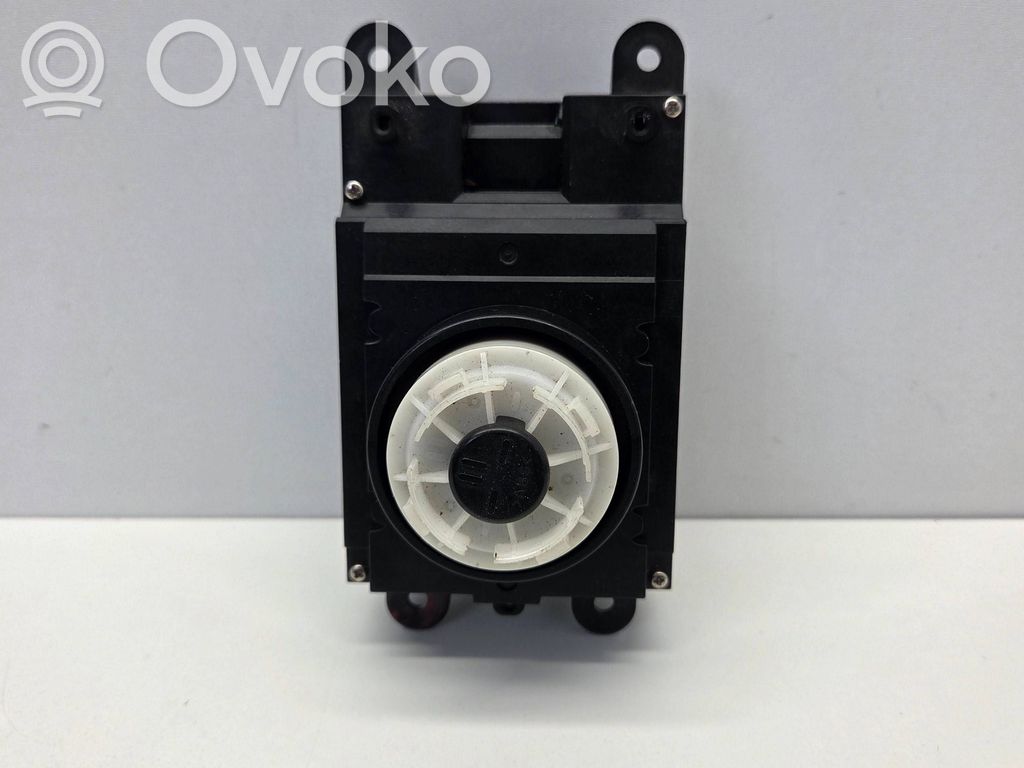 Head unit multimedia control   6941801,HW05SW0B,0502KAI01