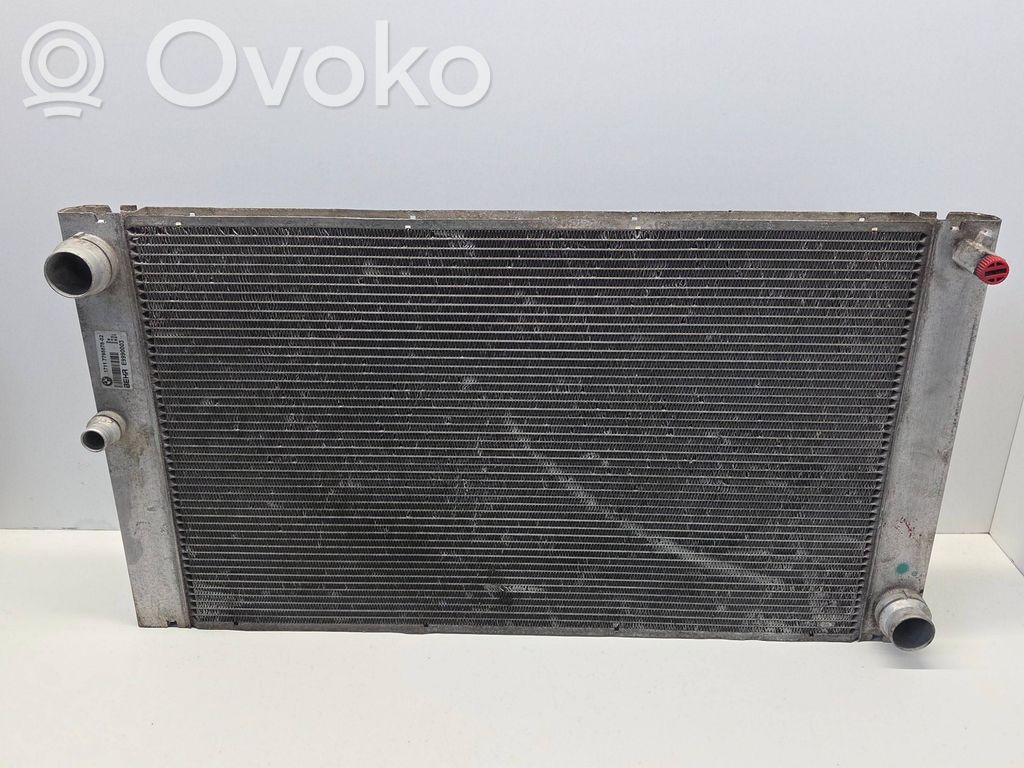 BMW 5 E60 E61 Aušinimo skysčio radiatorius 