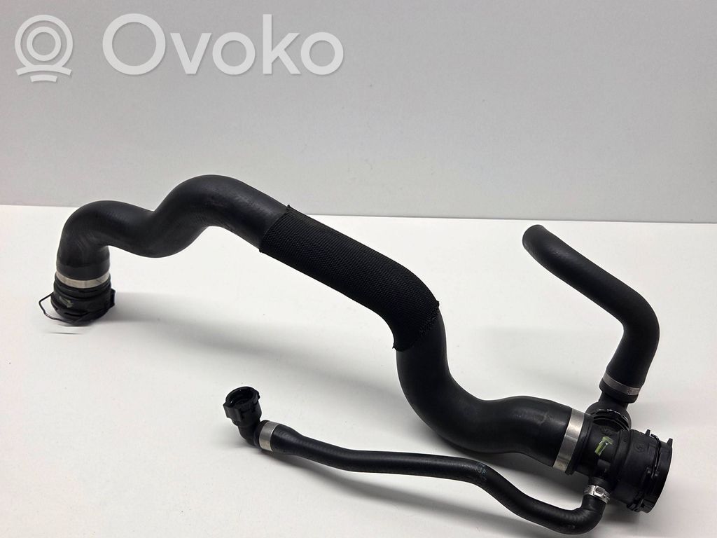 Engine coolant pipe/hose   8511623