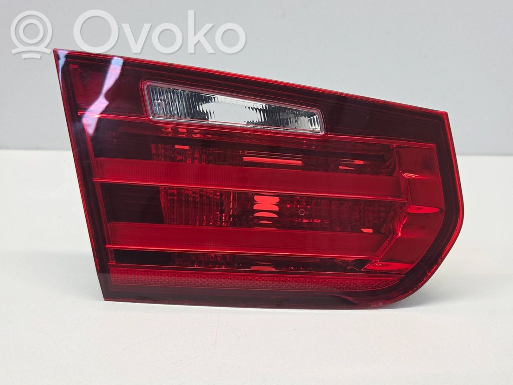 Lampy tylnej klapy bagażnika   7372793,H373727930100Z2