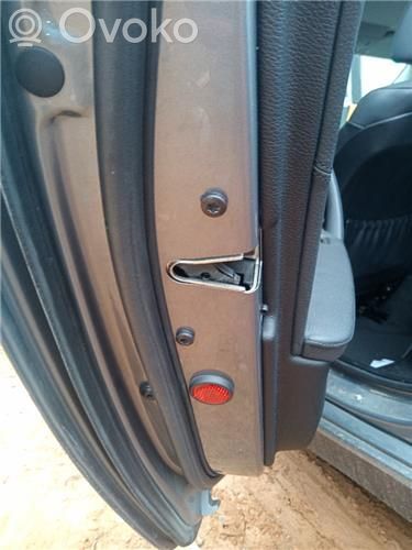 Rear door lock   167075