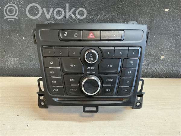 Opel Zafira C Panel / Radioodtwarzacz CD/DVD/GPS 