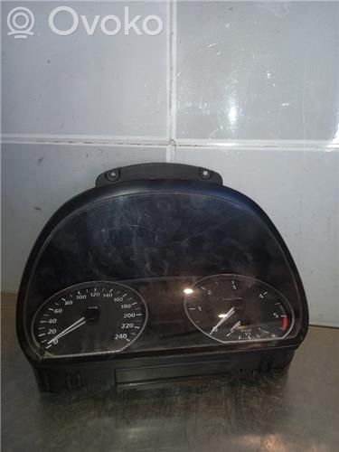 BMW 1 E81 E87 Nopeusmittari (mittaristo) 