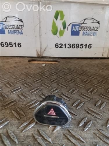 Hazard light switch   39149295