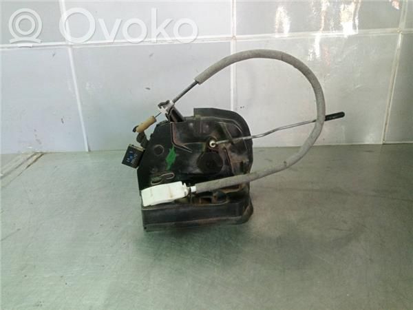 Takaoven lukko   8402601