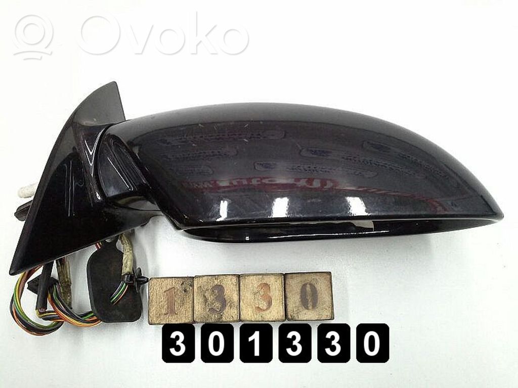 Peugeot 607 Front door electric wing mirror 