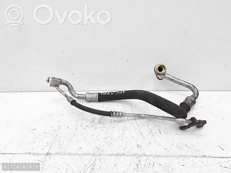 BMW 1 E81 E87 Ilmastointilaitteen putki (A/C) 