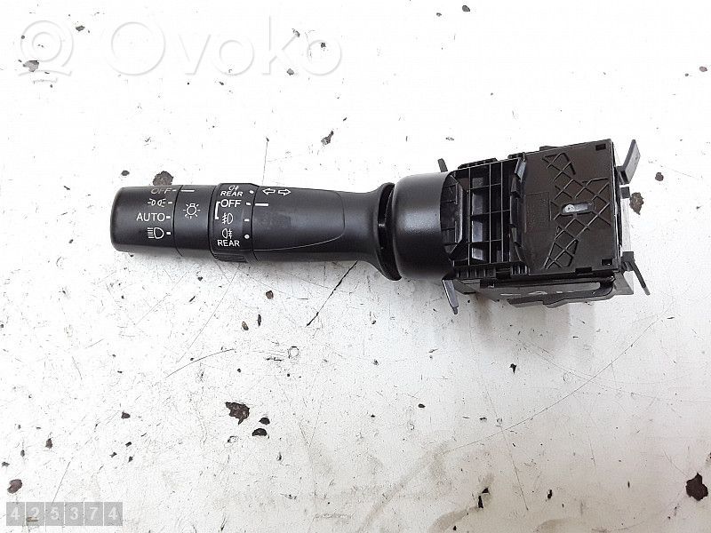 Interrupteur d’éclairage   M48674