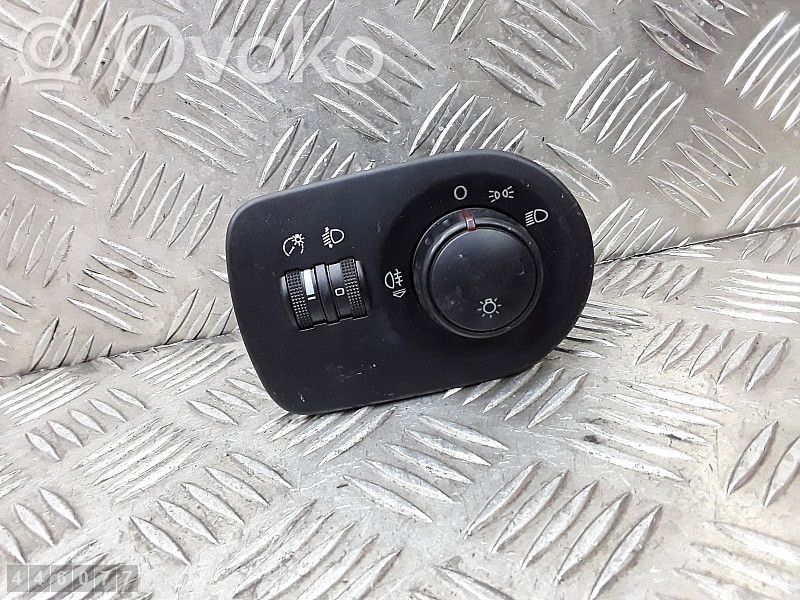 Seat Leon (1M) Light switch 