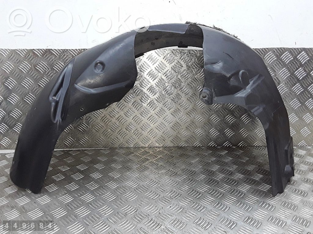 Ford Fiesta Pare-boue passage de roue avant 