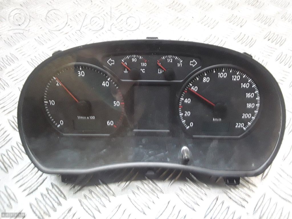 Volkswagen Polo IV 9N3 Licznik / Prędkościomierz 