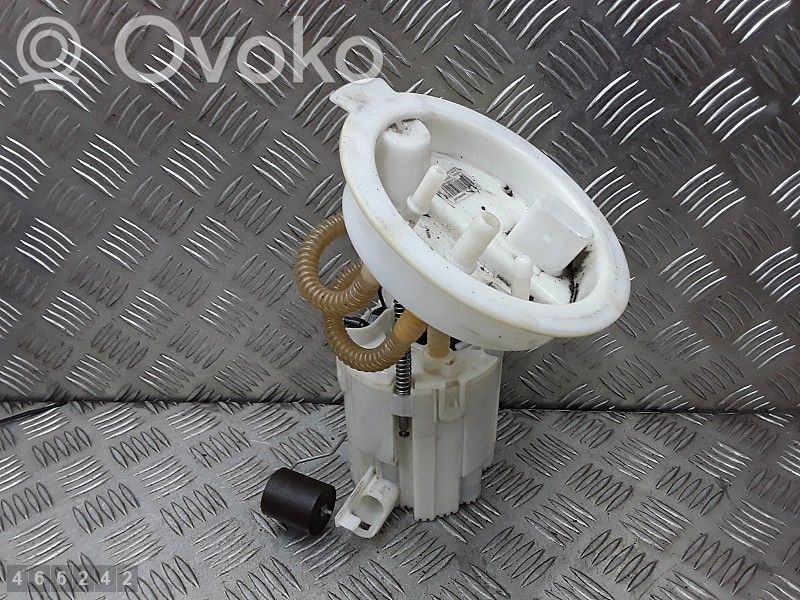 BMW 1 F20 F21 Pompe à carburant 