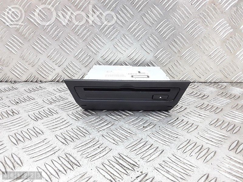 CD/DVD mainītājs   DB1L669G0D