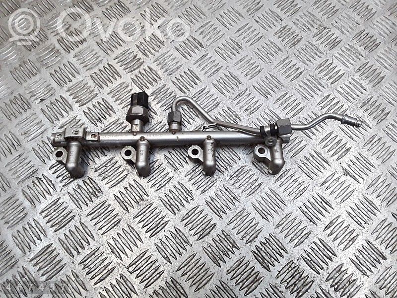 Mercedes-Benz C W204 Rampă alimentare injectoare 