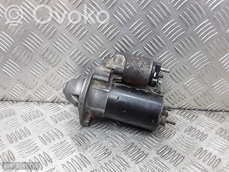 Motor de arranque   058911023B
