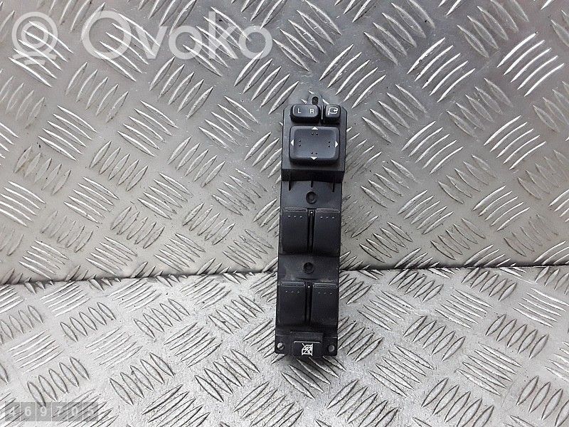 Mazda CX-7 Electric window control switch 