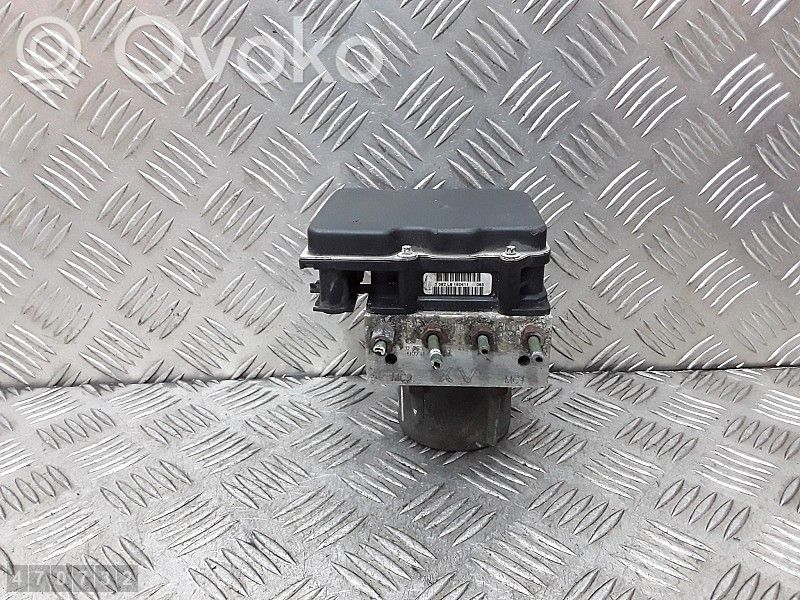 Toyota Avensis T270 Bomba de ABS 